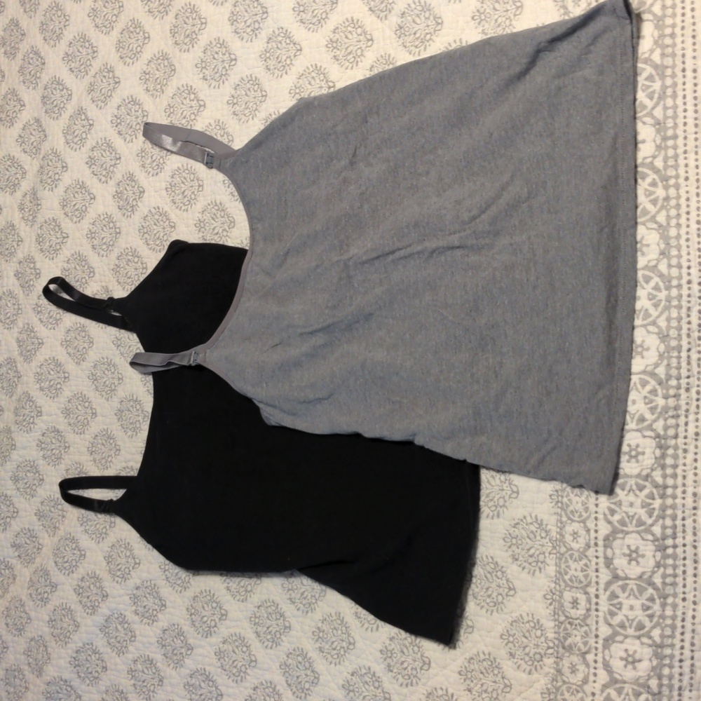 Sonoma maternity/nursing tanks size M